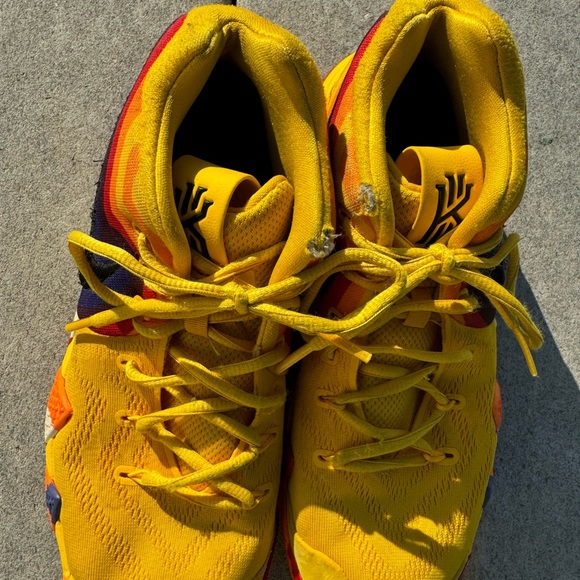 Nike Kyrie Irving Decades 70s pack used no box - Picture 8 of 8